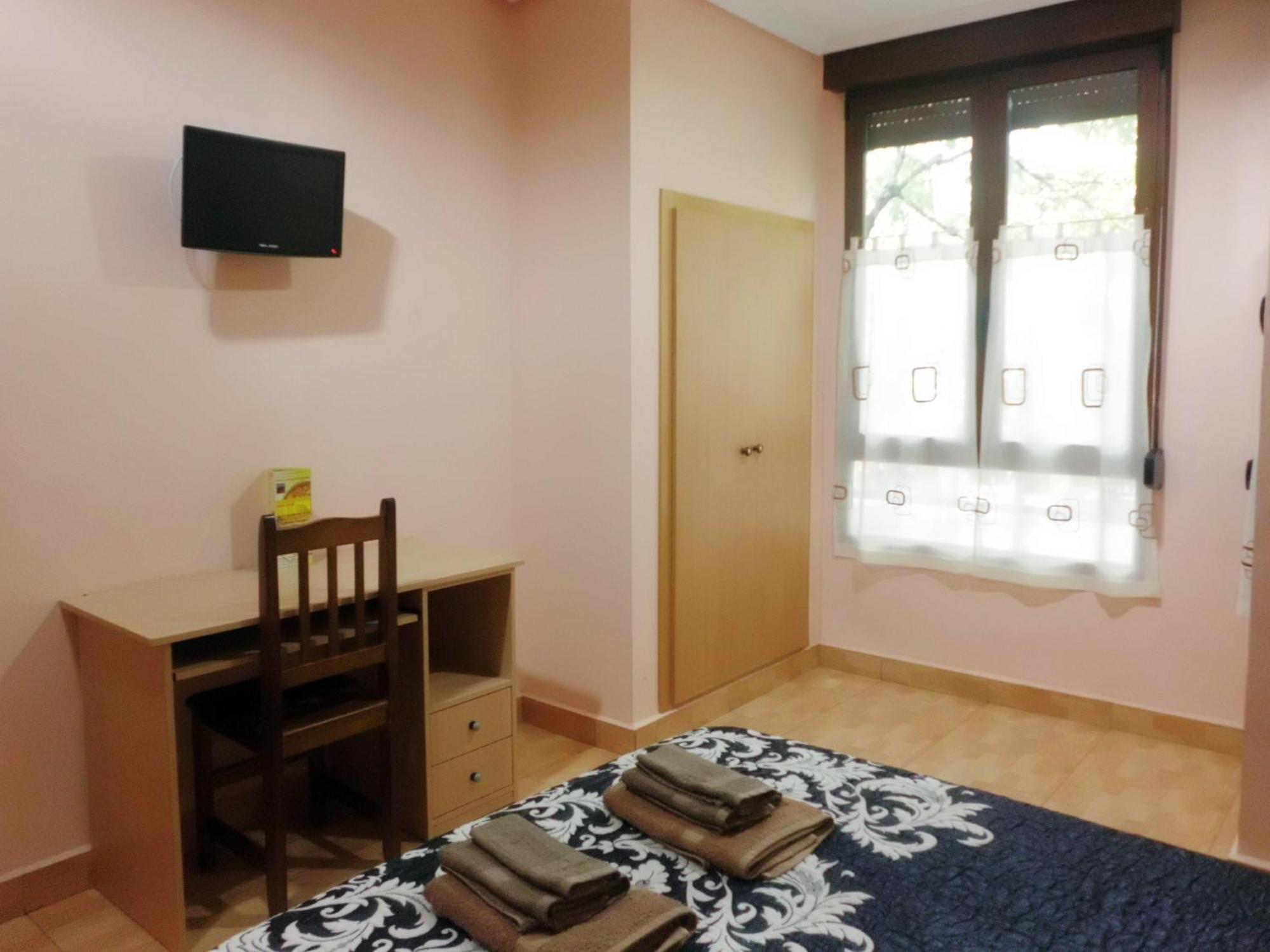 Hostal Abastos Valence Extérieur photo