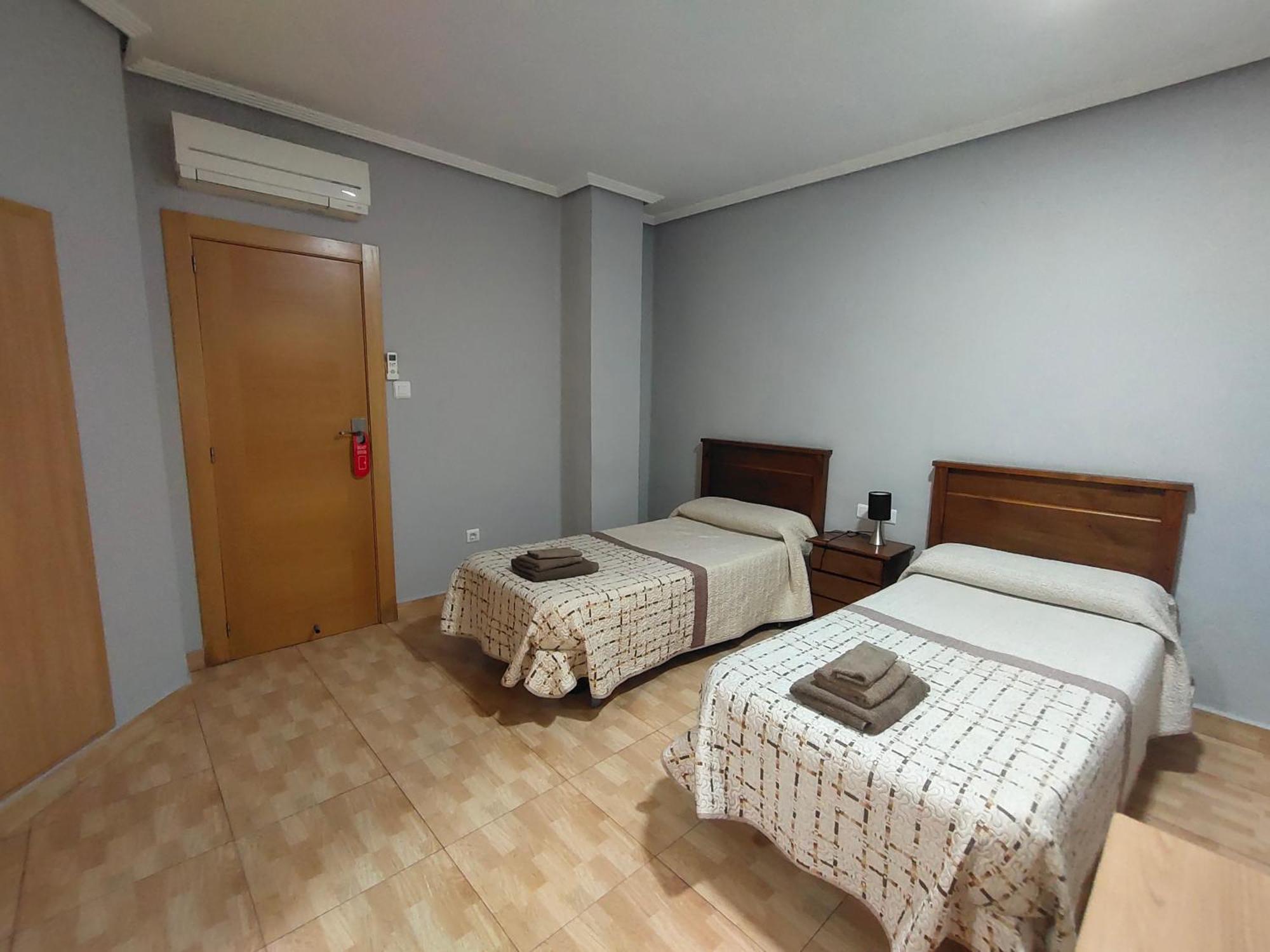 Hostal Abastos Valence Extérieur photo